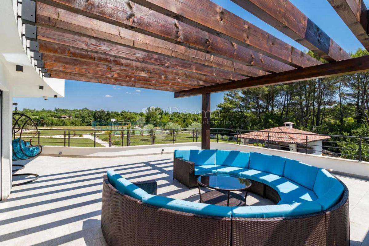 Hiša Svetvinčenat, 487m2