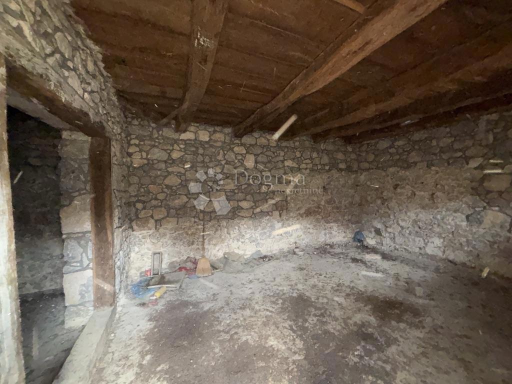 Hiša Martinski Vrh, Ribnik, 120m2