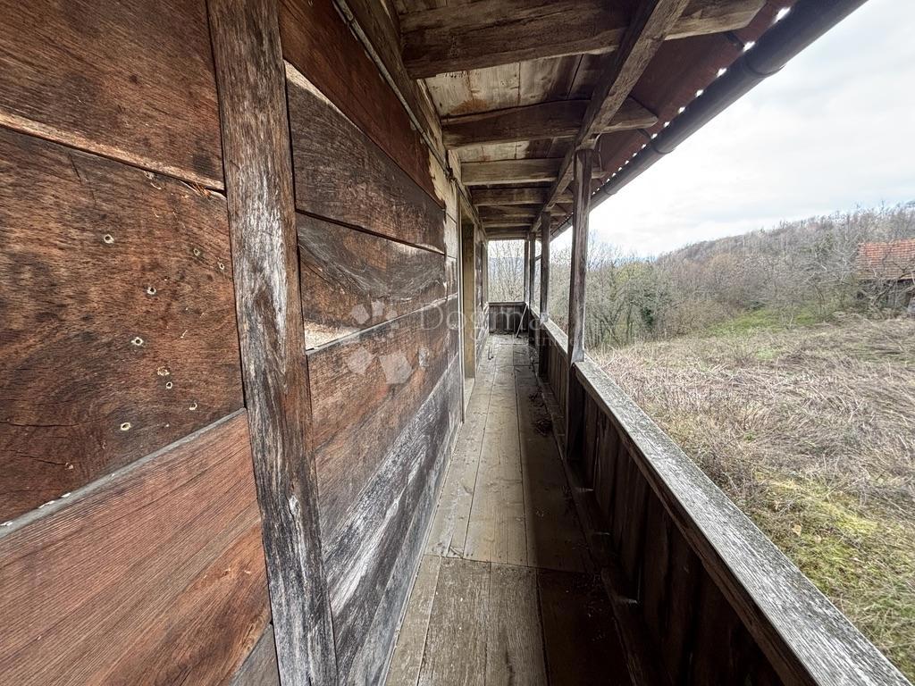 Hiša Martinski Vrh, Ribnik, 120m2