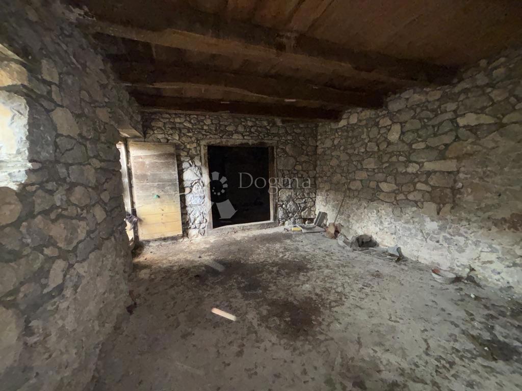 Hiša Martinski Vrh, Ribnik, 120m2