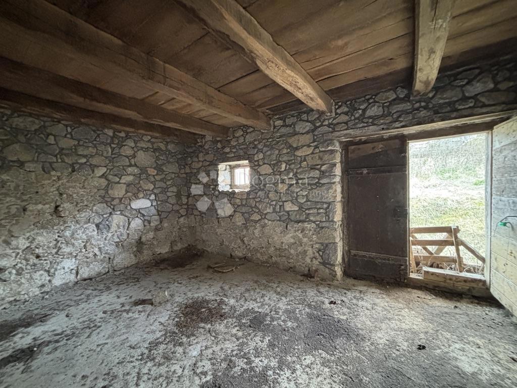 Hiša Martinski Vrh, Ribnik, 120m2