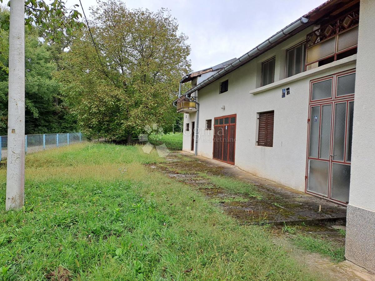 Hiša Pješčanica, Gvozd, 180m2