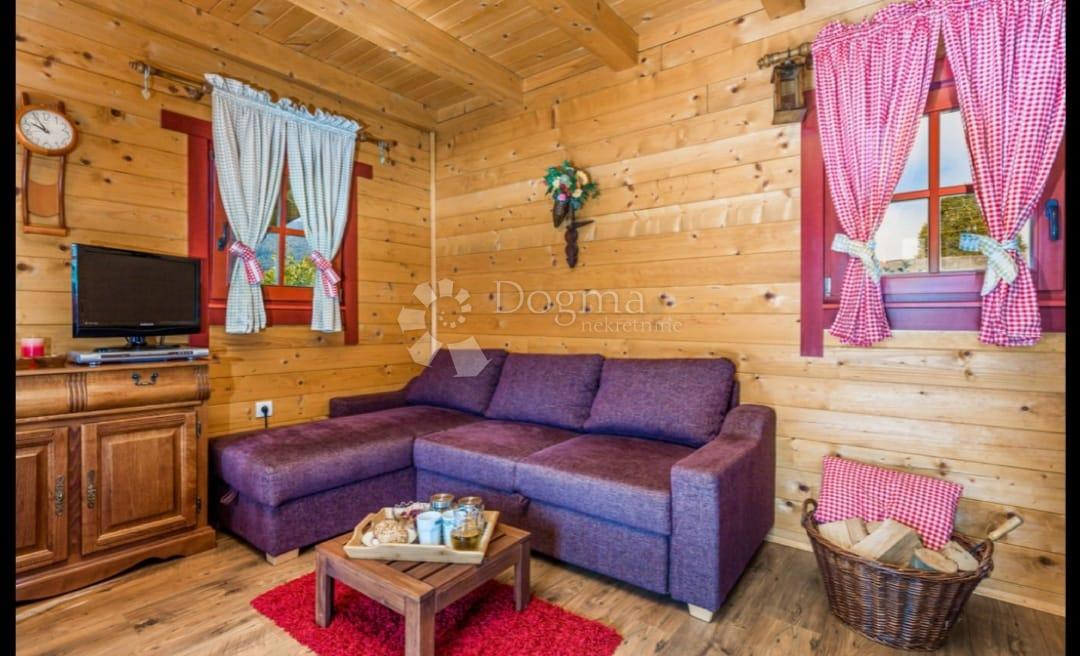 Hiša Ličko Lešće, Otočac, 60m2