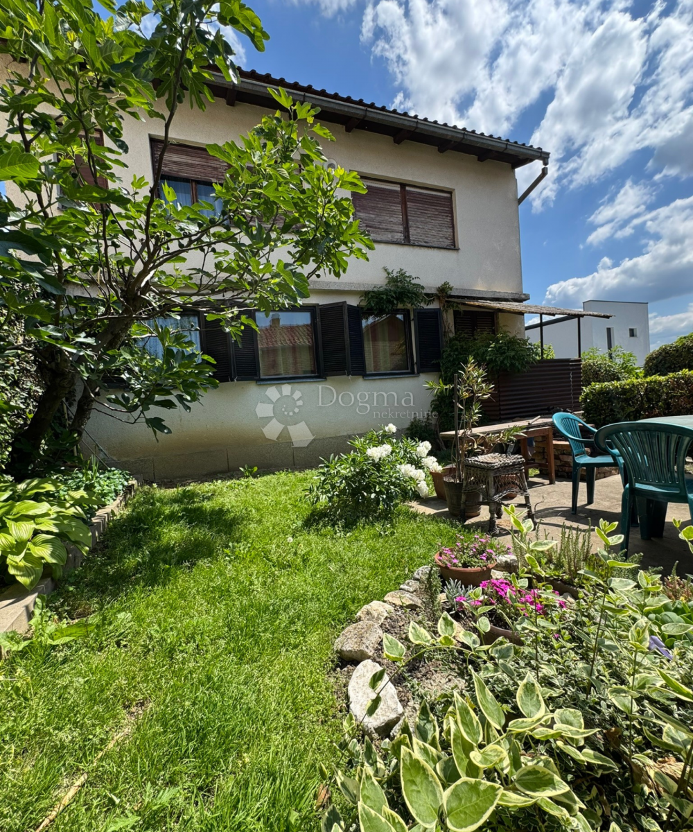 Hiša Daruvar, 318m2