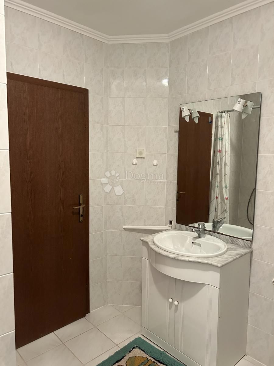 Apartma Klenovica, Novi Vinodolski, 70m2