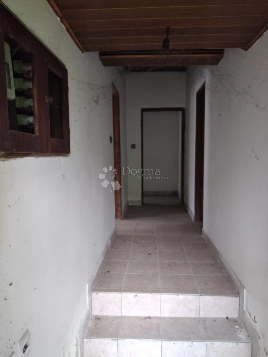 Hiša Topusko, 360m2