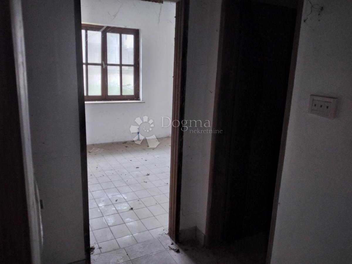 Hiša Topusko, 360m2