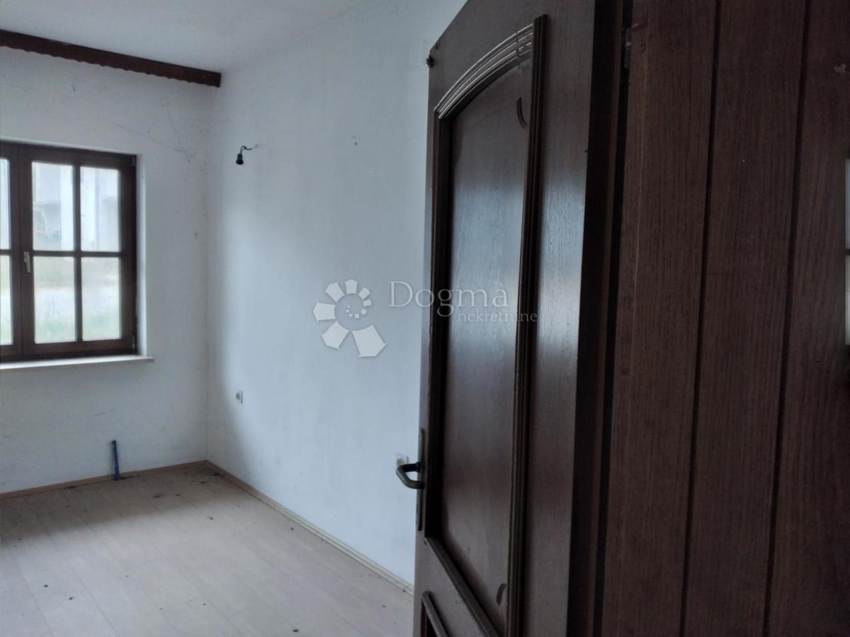 Hiša Topusko, 360m2