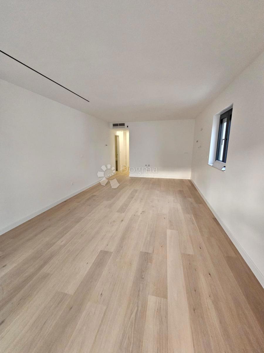 Stanovanje Makarska, 71m2