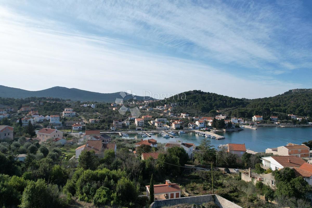 Zazidljivo zemljišče Lukoran, Preko, 540m2