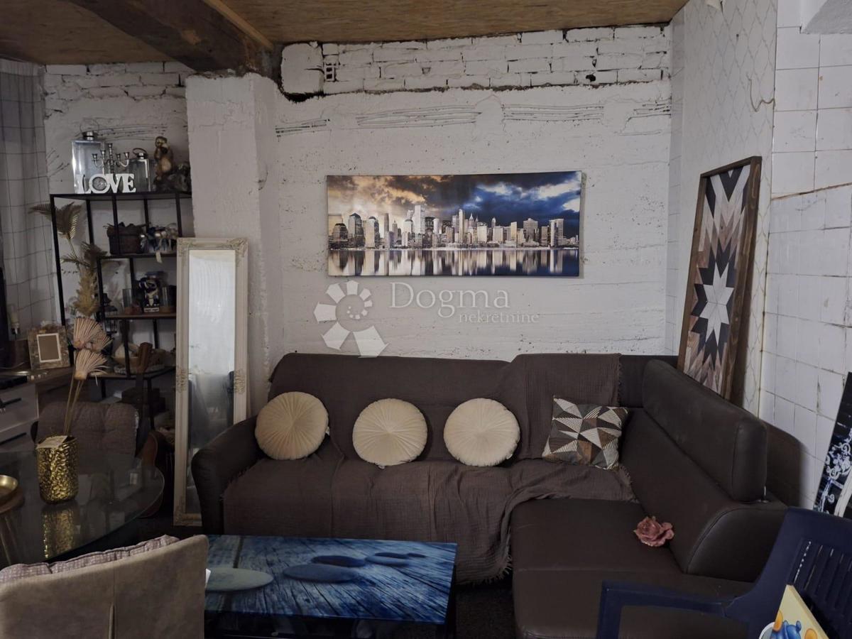 Stanovanje Kaštel Novi, Kaštela, 75m2