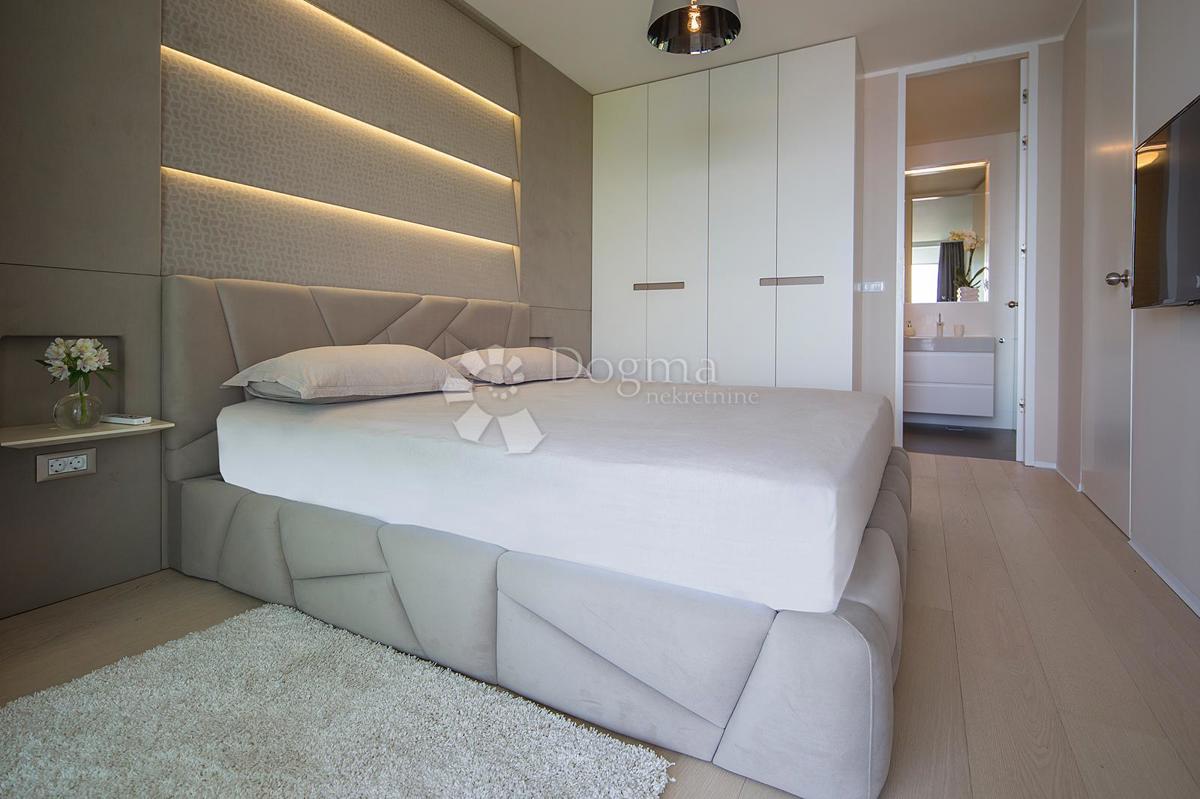 Stanovanje Opatija - Centar, Opatija, 76,18m2