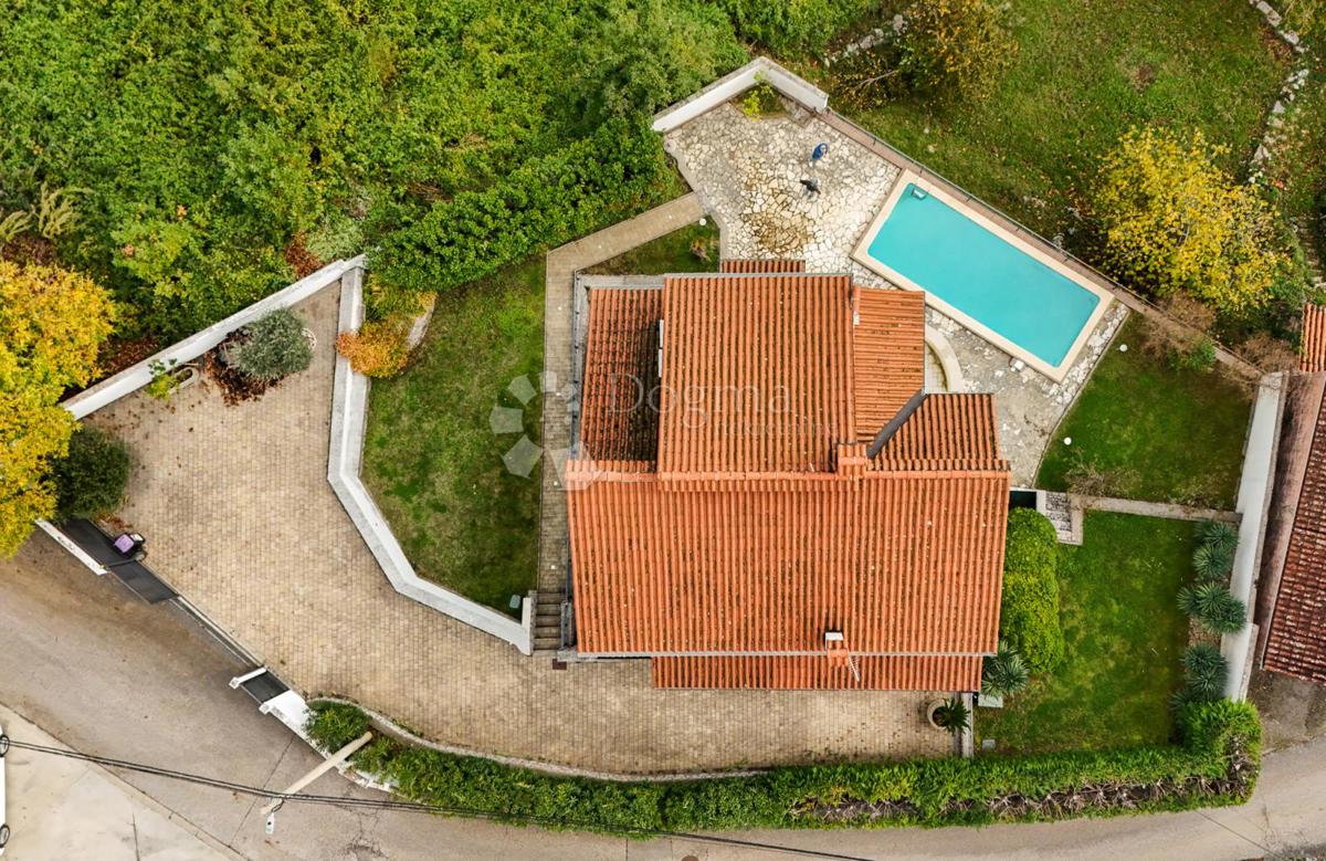 Hiša Poljane, Opatija - Okolica, 280m2