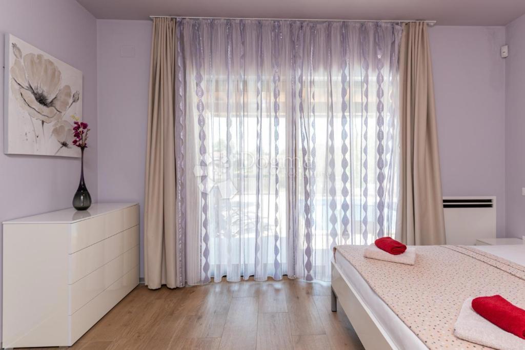 Stanovanje Banjole, Medulin, 246,19m2