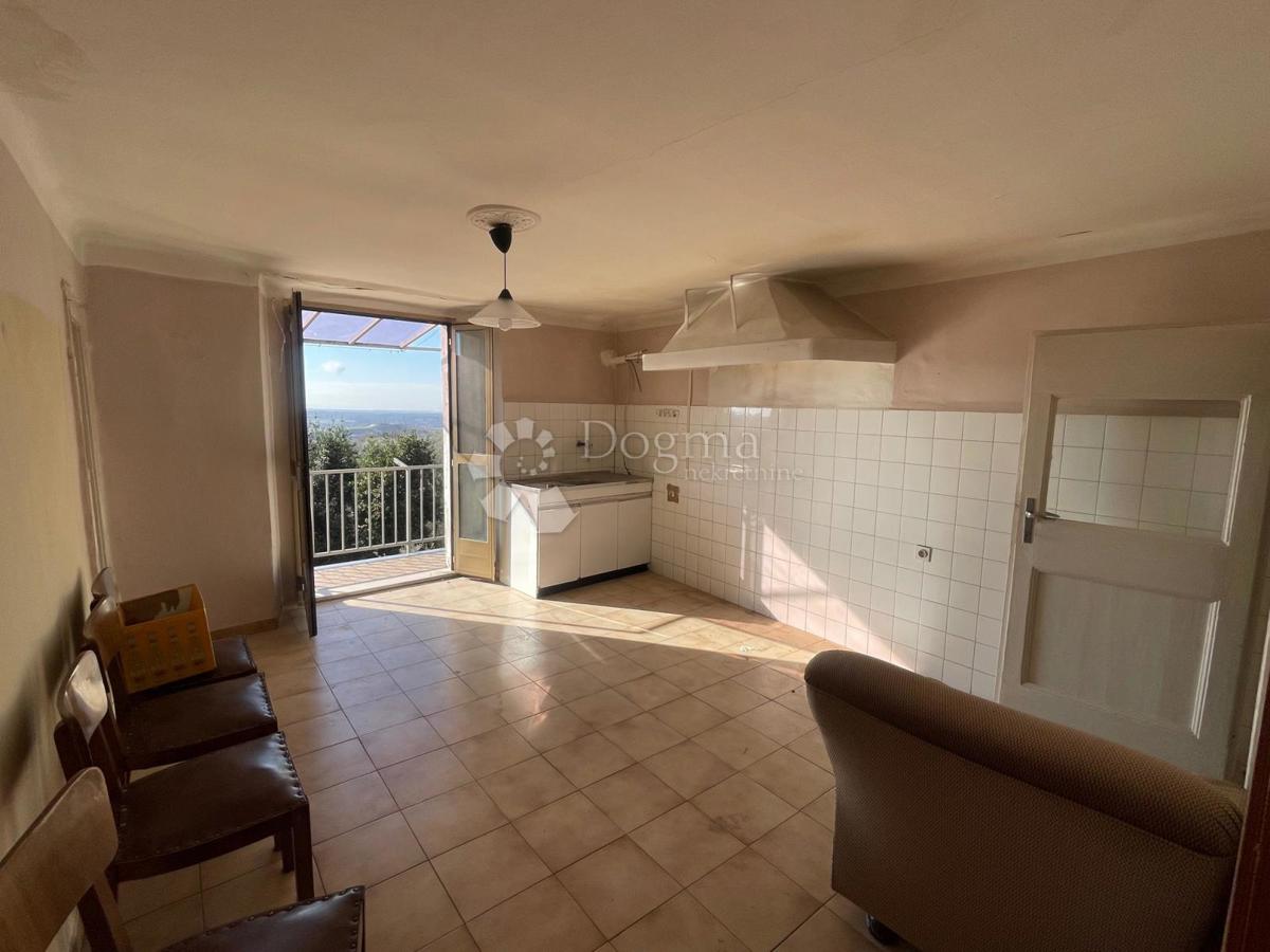 Hiša Buje, Buje, Buje, Istarska županija, 200m2