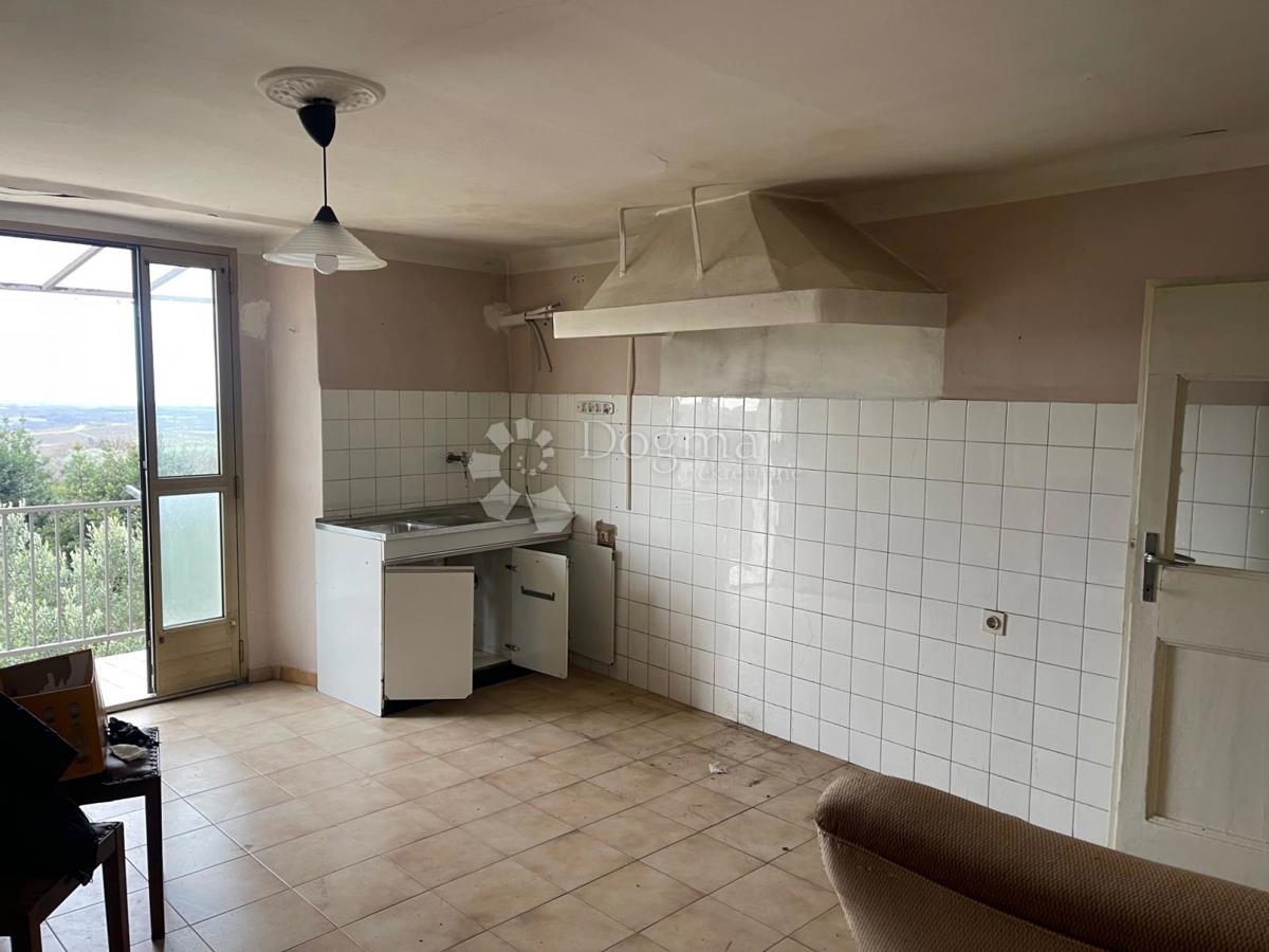 Hiša Buje, Buje, Buje, Istarska županija, 200m2