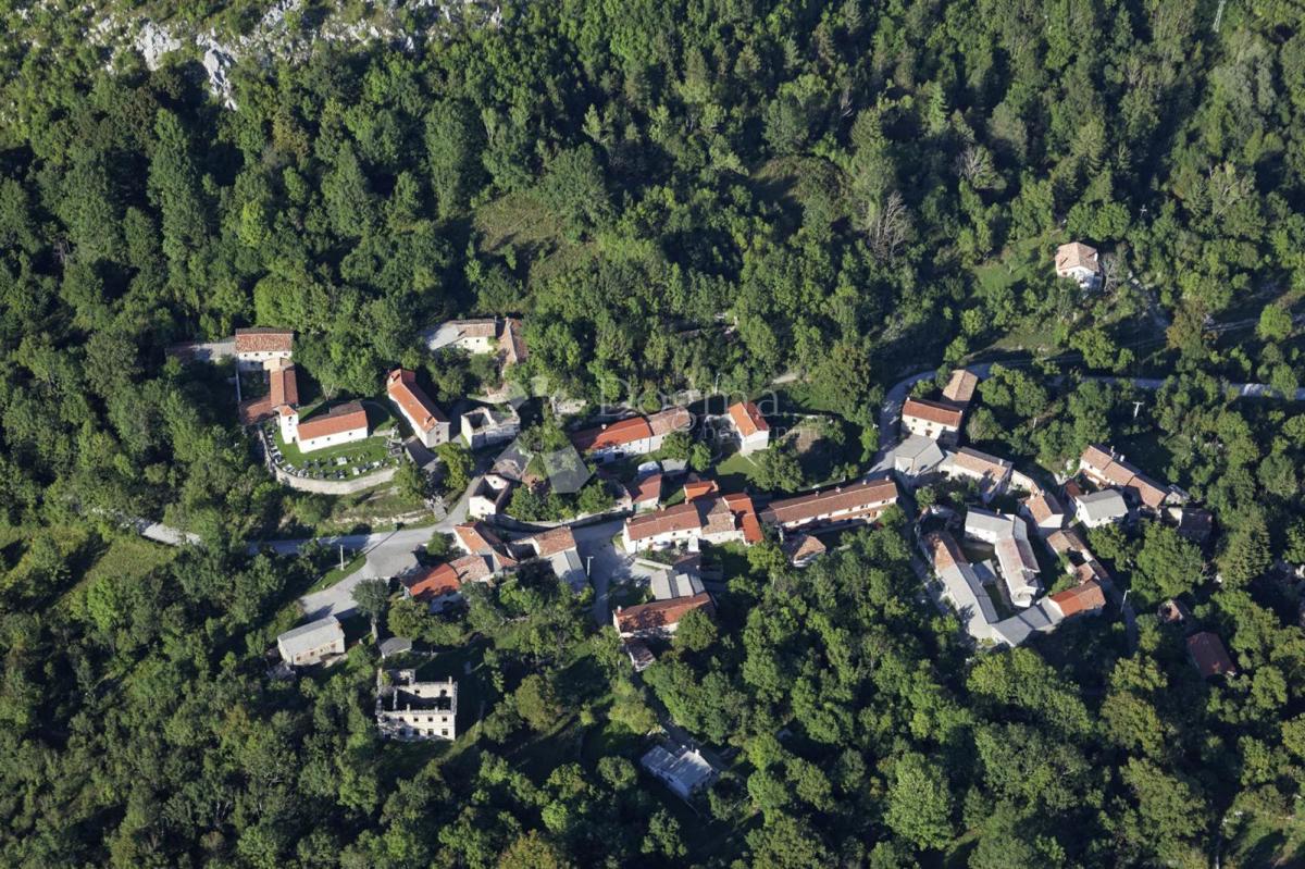 Zazidljivo zemljišče Trstenik, Lanišće, 543m2