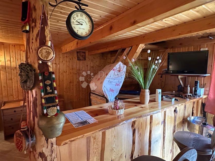Hiša Bužim, Gospić - Okolica, 11.000m2