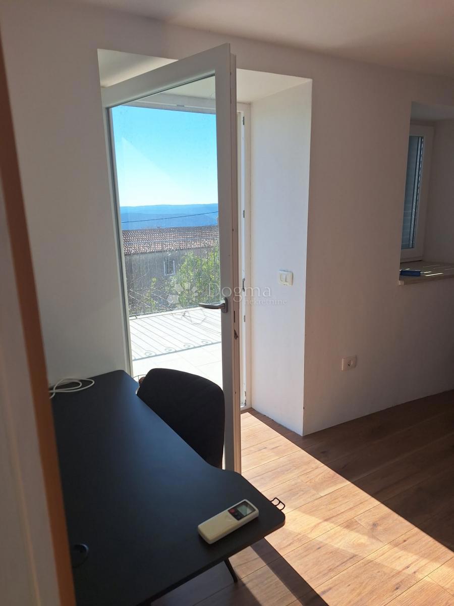 Hiša Labin, 140m2