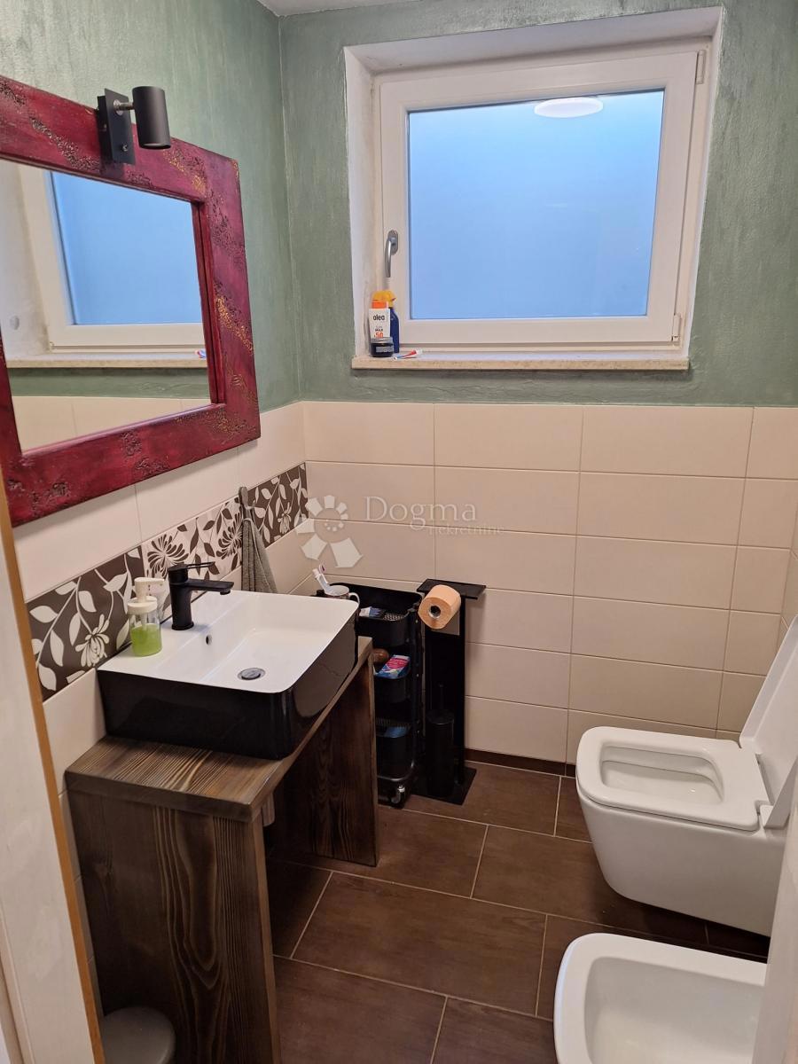 Hiša Labin, 140m2