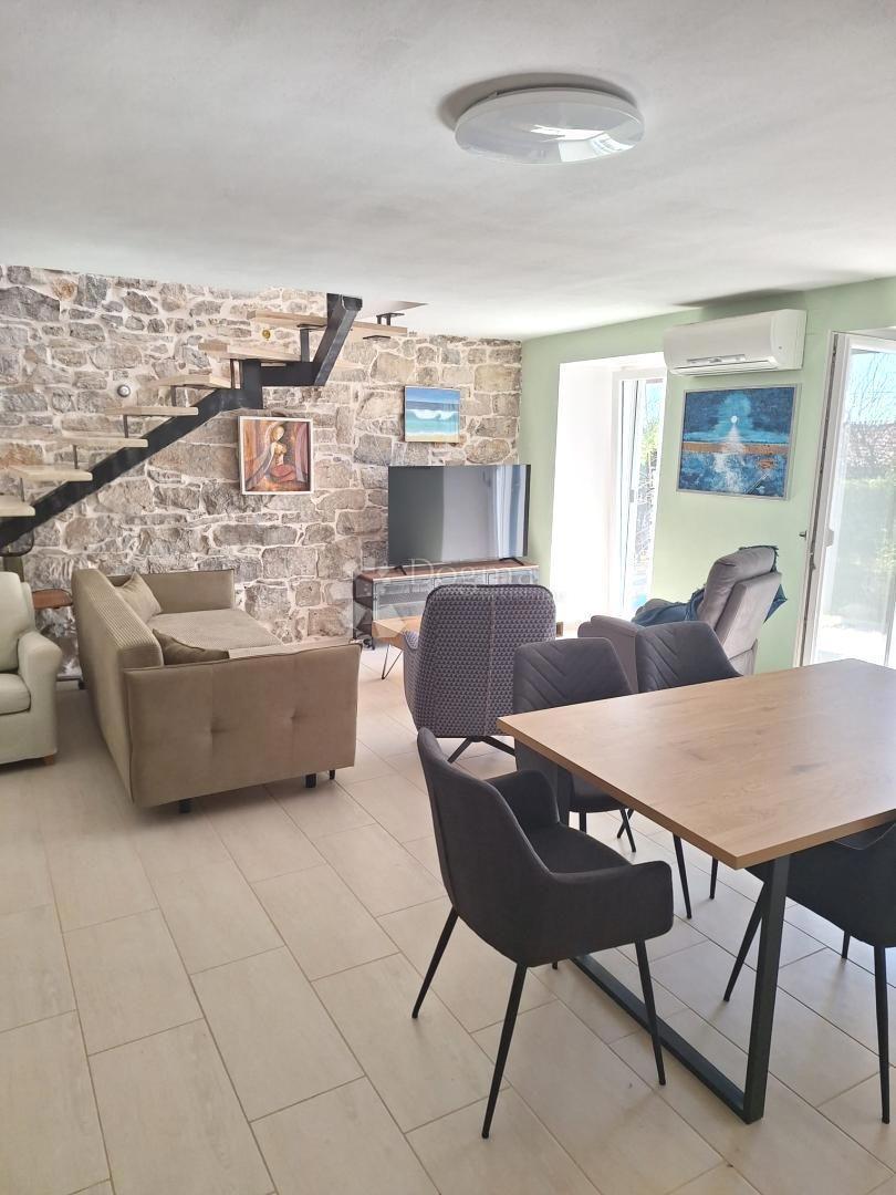 Hiša Labin, 140m2