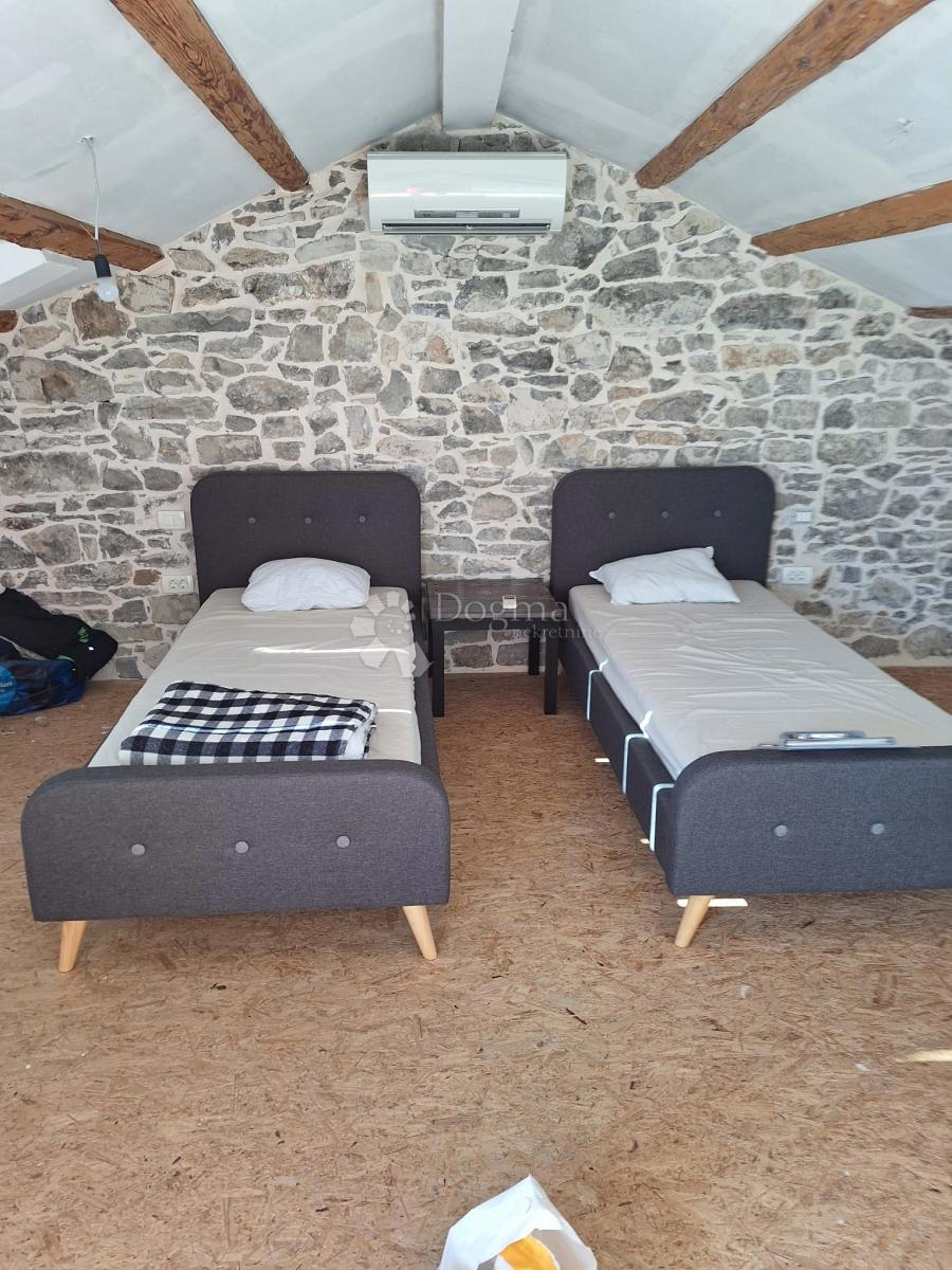 Hiša Labin, 140m2