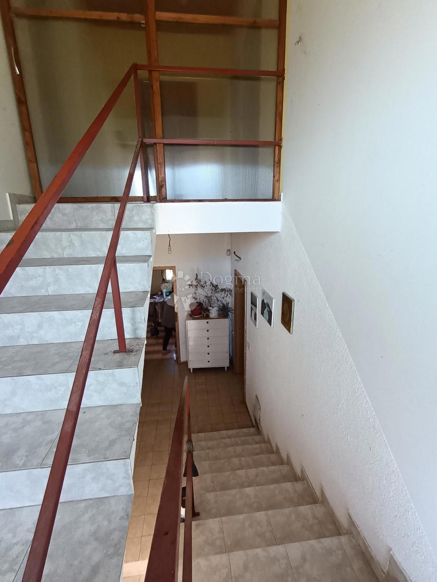 Hiša Tenja, Osijek - Okolica, 238m2