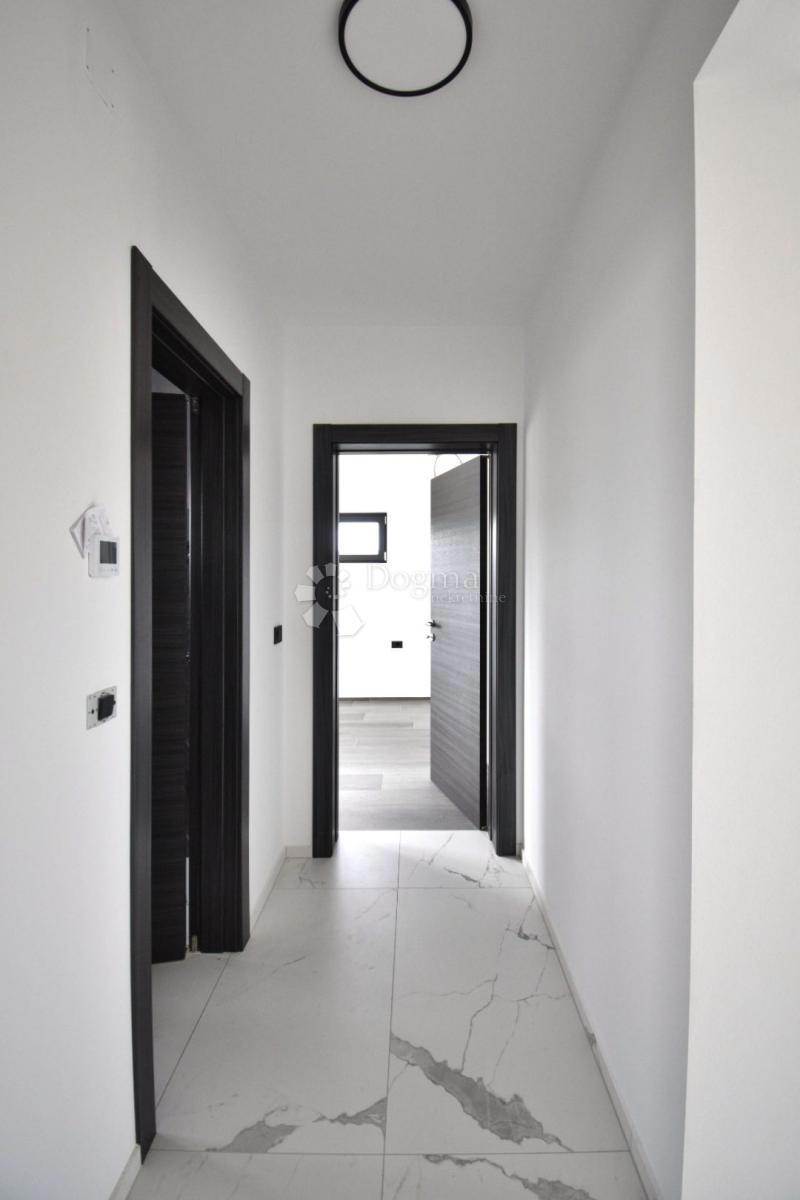 Stanovanje Štinjan, Pula, 73m2