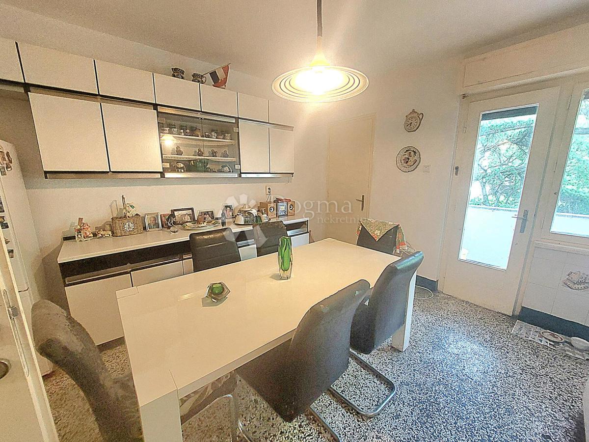 Stanovanje Pećine, Rijeka, 72,32m2