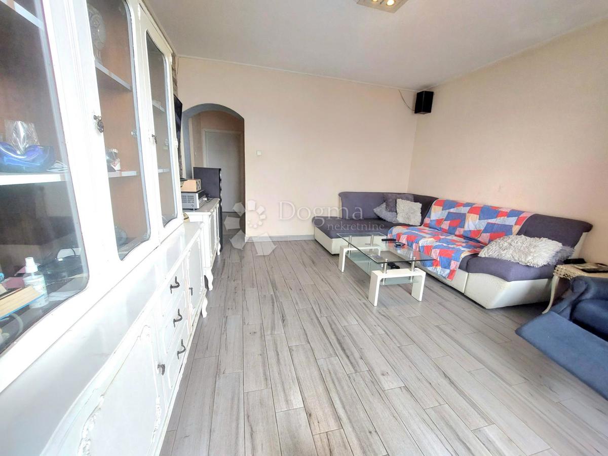 Stanovanje Pećine, Rijeka, 72,32m2
