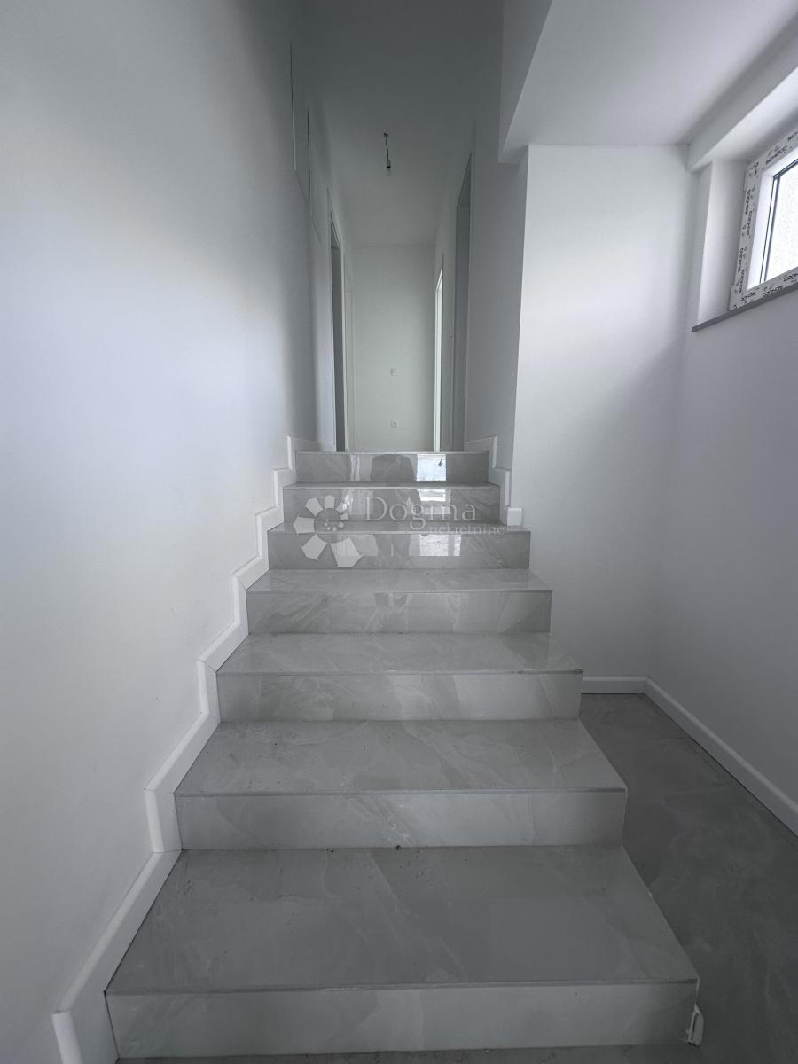 Apartma Seline, Starigrad, 79m2