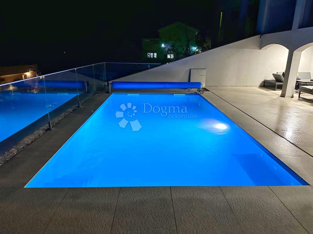 Hiša Plomin, Kršan, 255m2