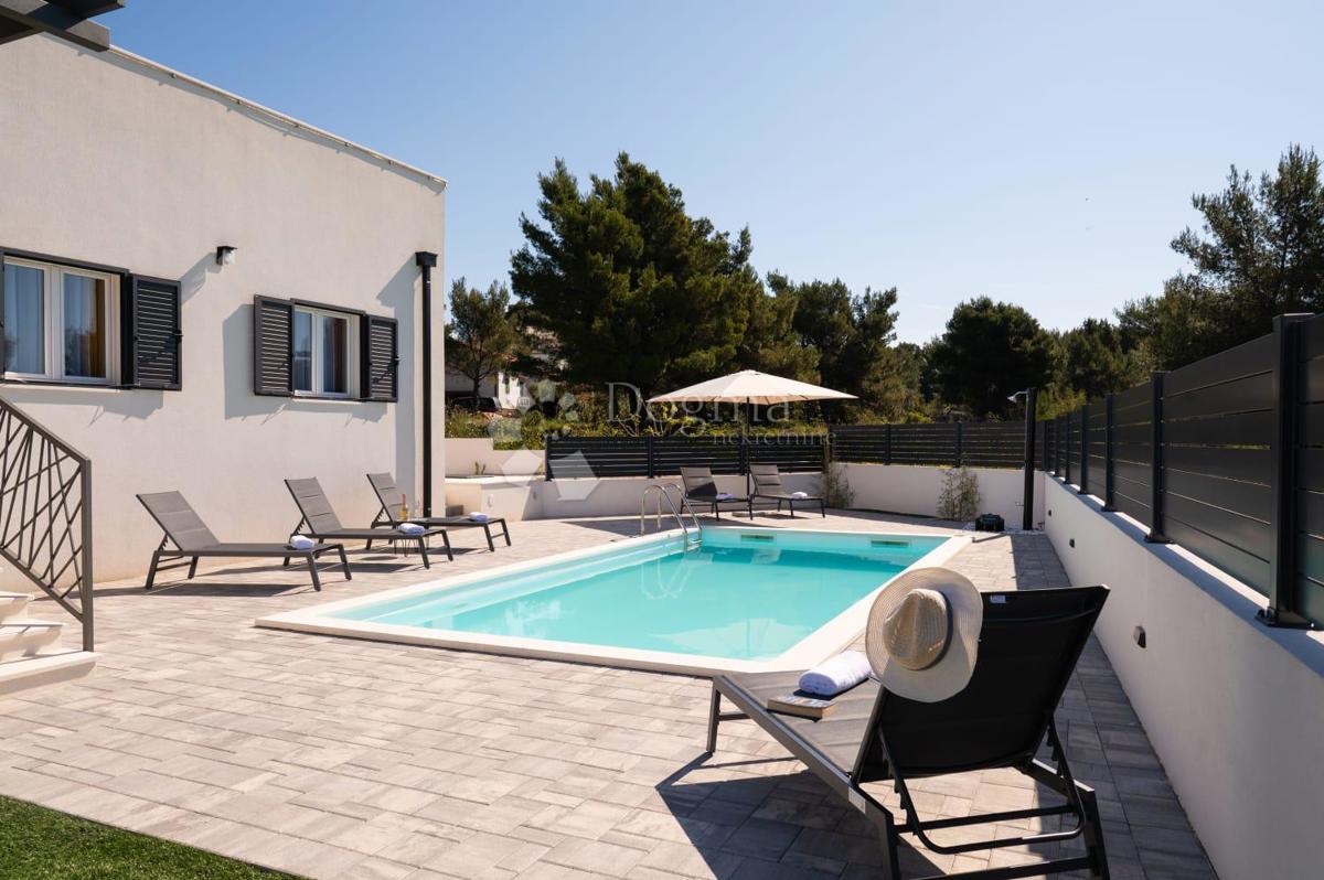 Hiša Vodice, 164m2