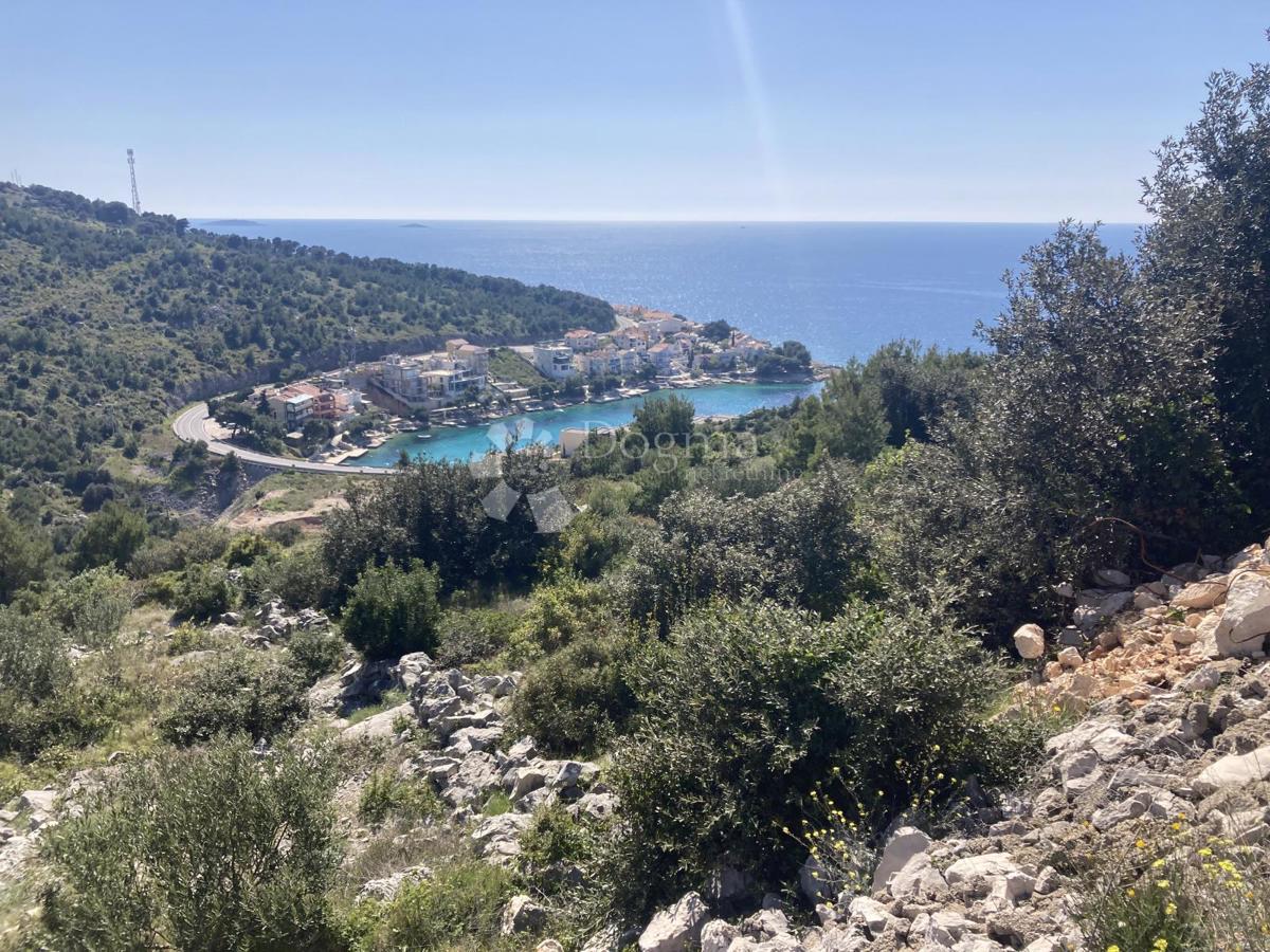 Zazidljivo zemljišče Dolac, Šibenik, 11.180m2