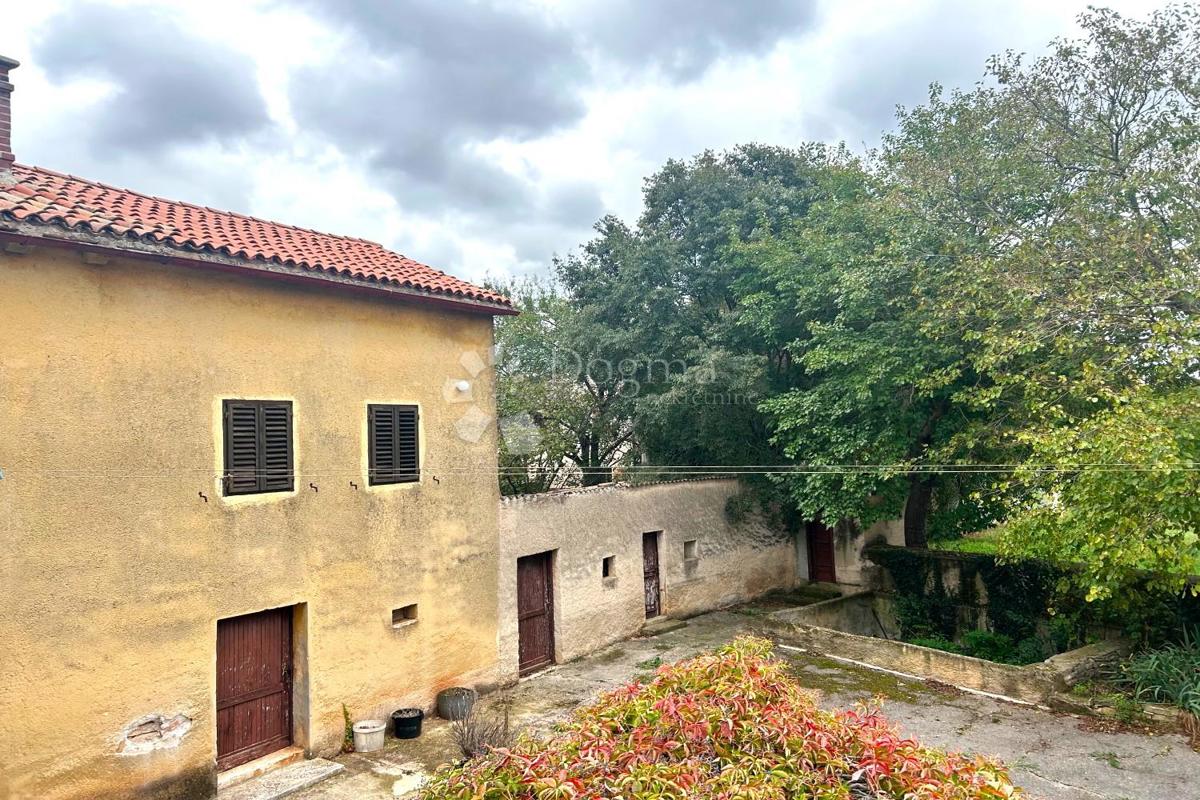 Hiša Svetvinčenat, 180m2