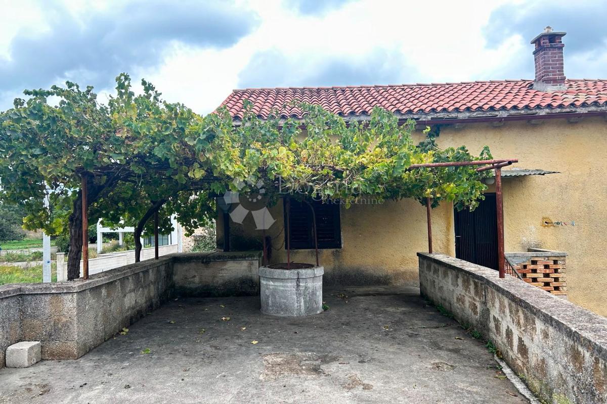 Hiša Svetvinčenat, 180m2