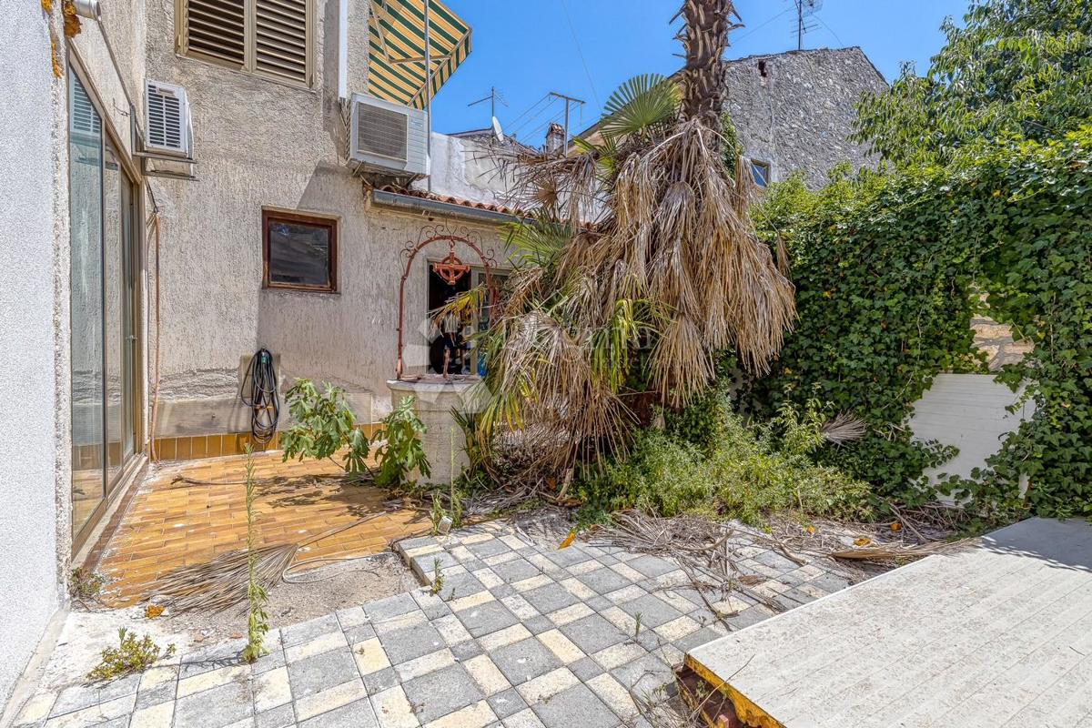 Hiša Rovinj, 316,65m2