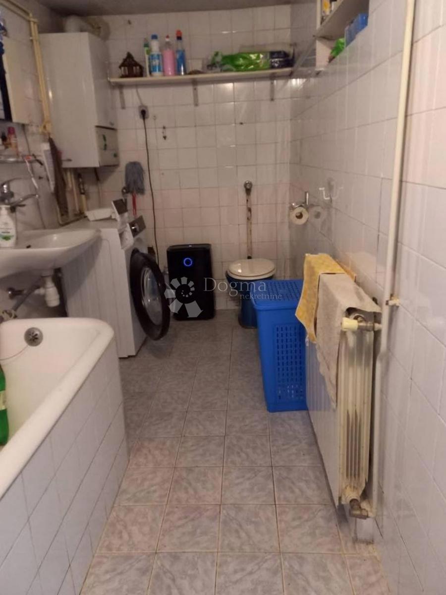 Hiša Mikulići, Črnomerec, 65m2
