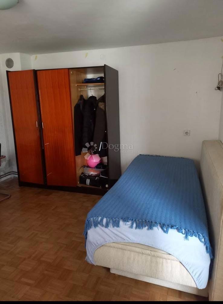 Hiša Mikulići, Črnomerec, 65m2