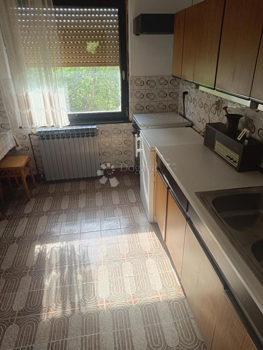Hiša Kupinečki Kraljevec, Brezovica, 200m2