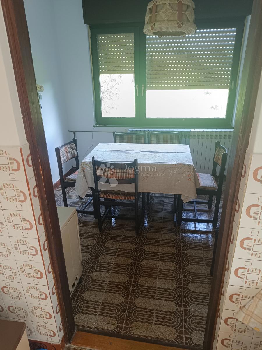 Hiša Kupinečki Kraljevec, Brezovica, 200m2