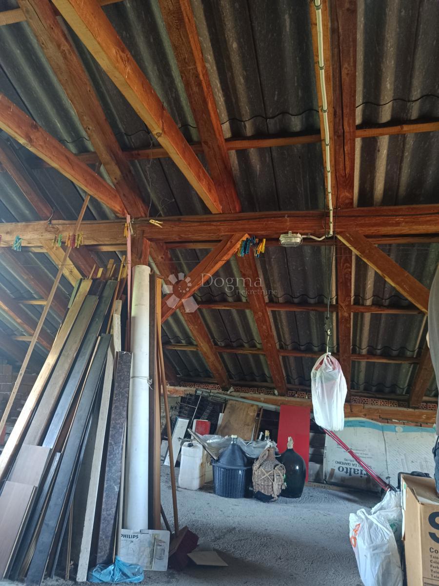 Hiša Kupinečki Kraljevec, Brezovica, 200m2