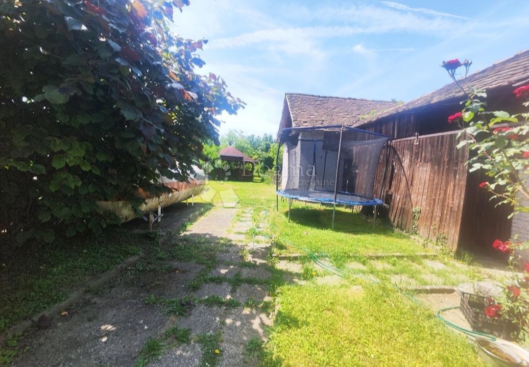Hotel Centar, Velika Gorica, 1.964m2