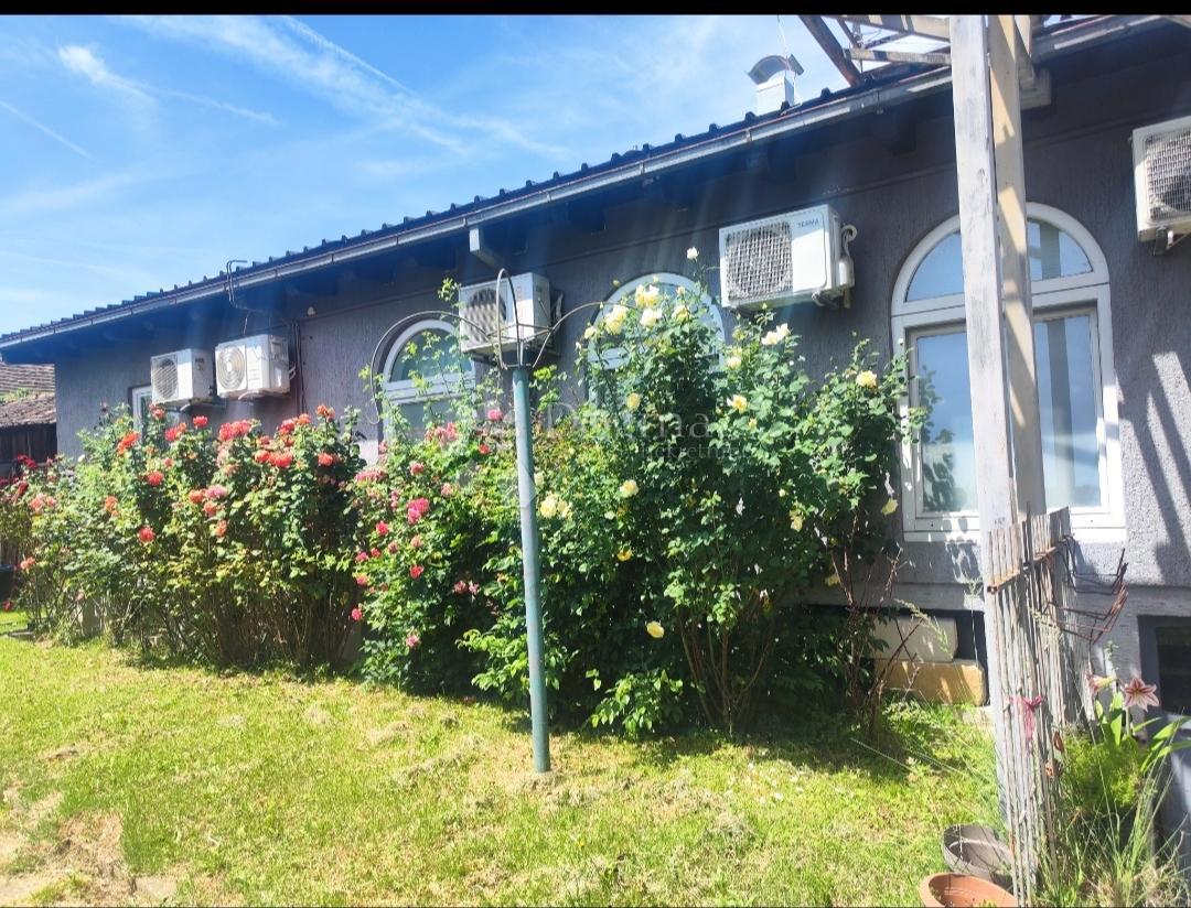 Hotel Centar, Velika Gorica, 1.964m2