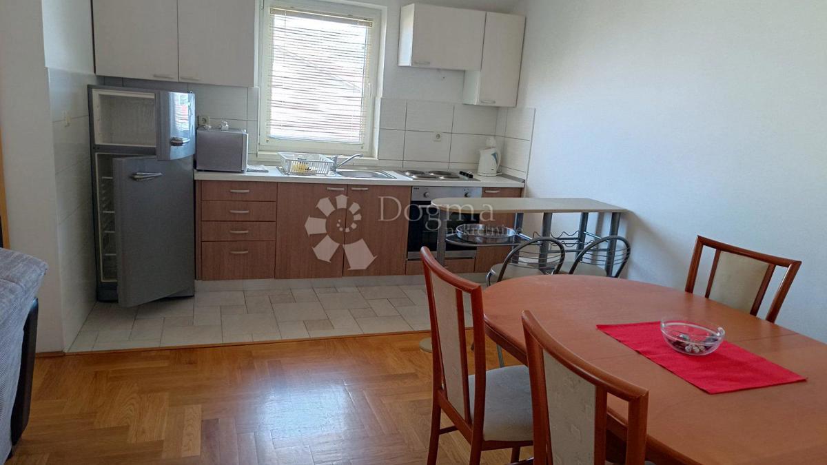 Apartma Bogovići, Malinska-Dubašnica, 61m2