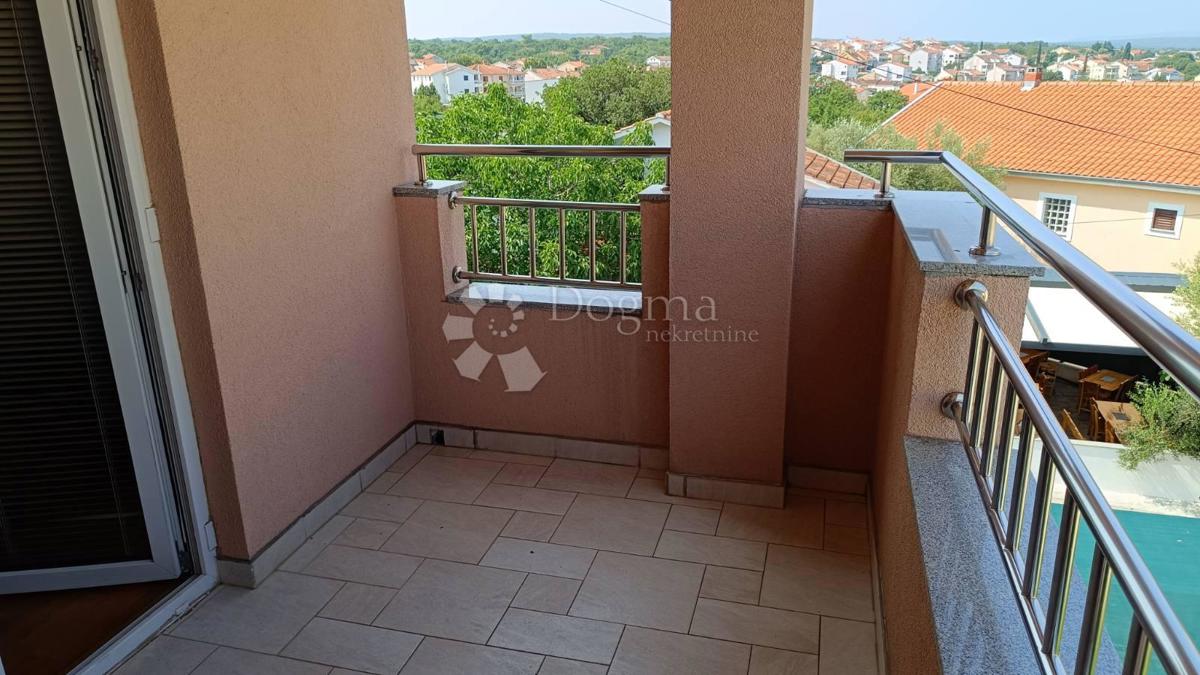 Apartma Bogovići, Malinska-Dubašnica, 61m2