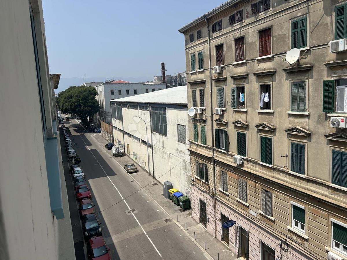 Poslovni prostor Mlaka, Rijeka, 800m2