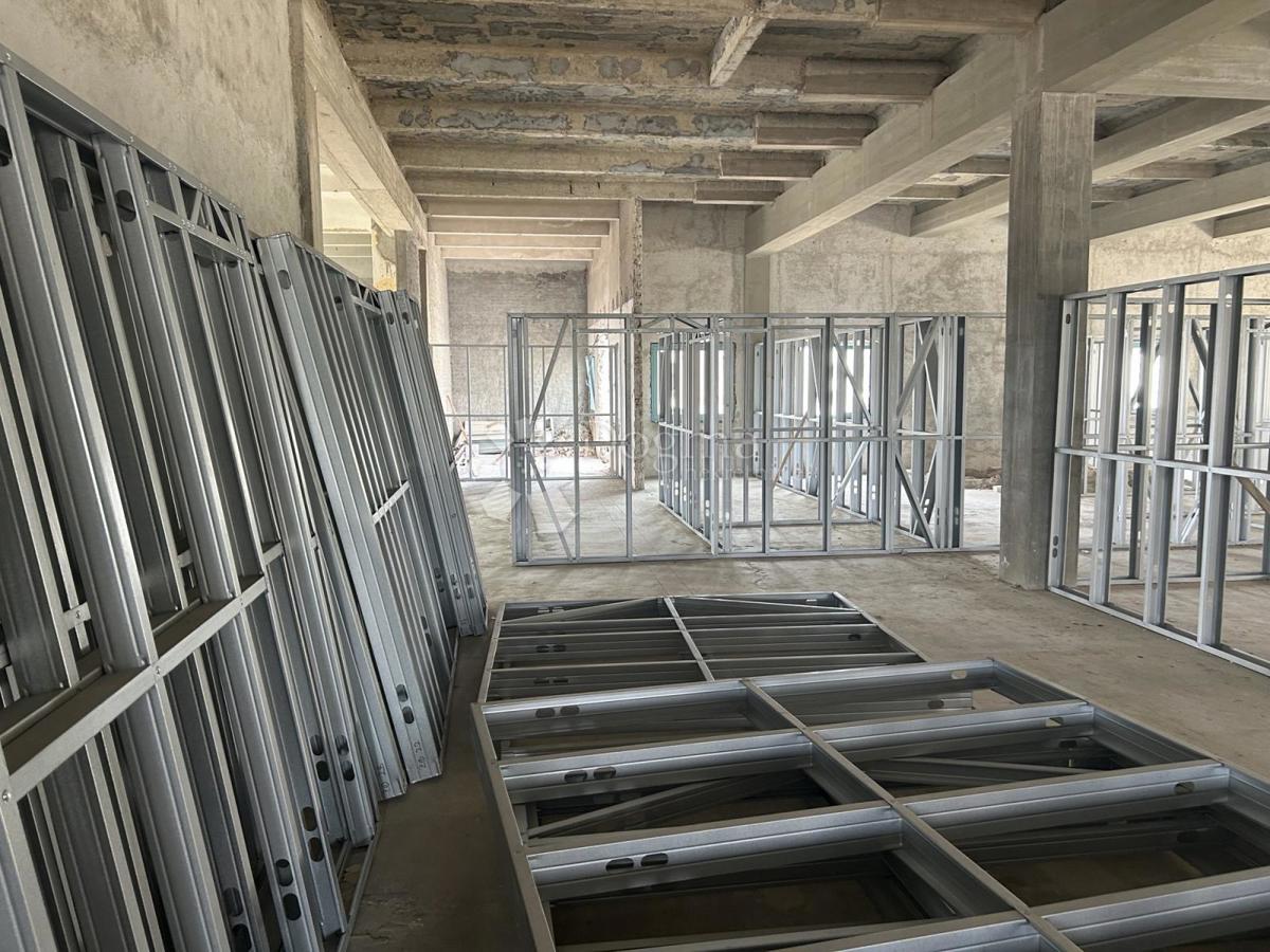 Poslovni prostor Mlaka, Rijeka, 800m2