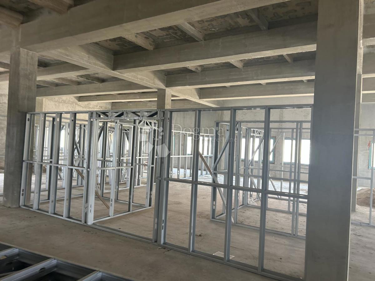 Poslovni prostor Mlaka, Rijeka, 800m2