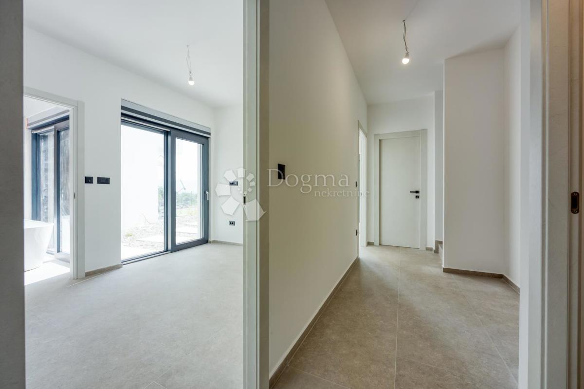 Hiša Brzac, Krk, 160m2